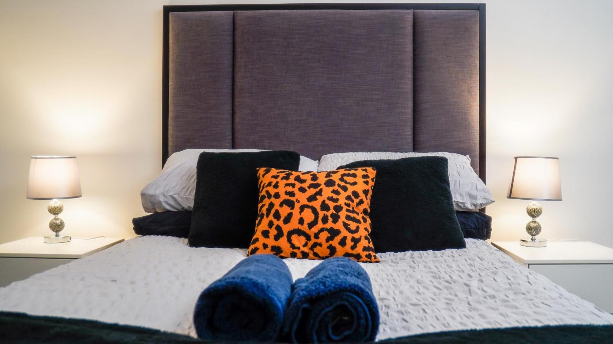 Manchester City Centre Apt With Balcony & Free Parking - Including Free 1-Hour Late Check-Out For Bookings On The 29Th 31St May, Justeat Voucher For 2-Night Stays Minimum! Dış mekan fotoğraf